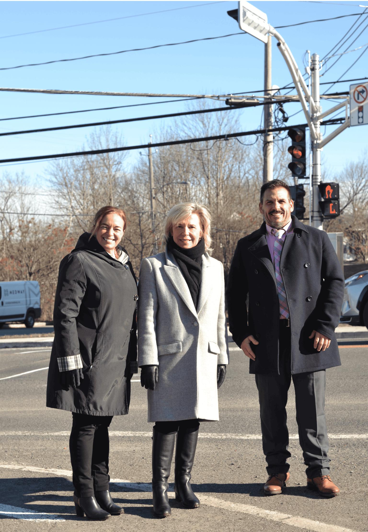 Nouveau feu de signalisation pour la route des Rivières